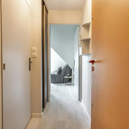 Charming Studio Close To The Beach In Appartement